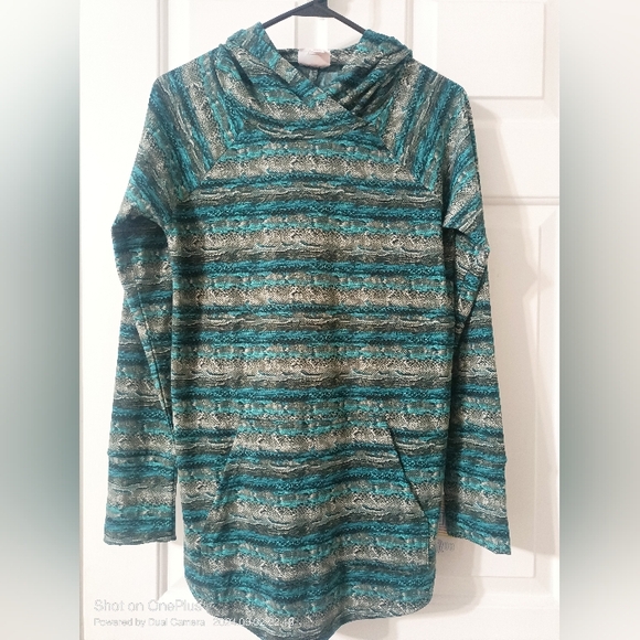 Lularoe Hi-Lo Hoodie Small - Picture 3 of 13